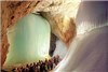 غار آیس‌ ریزن‌ وِلت در اتریش