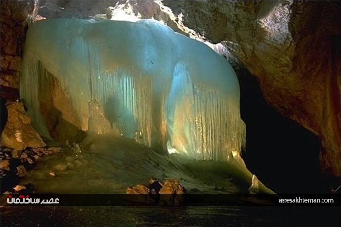 بزرگترین غار یخی جهان +تصاویر