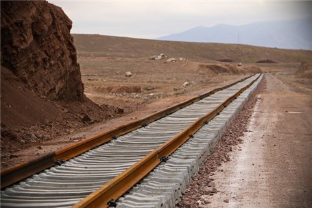 ریل گذاری ۱۰ هزار کیلومتر راه آهن در آینده نزدیک