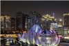 ساختمان گل‌های نیلوفر آبی در چین