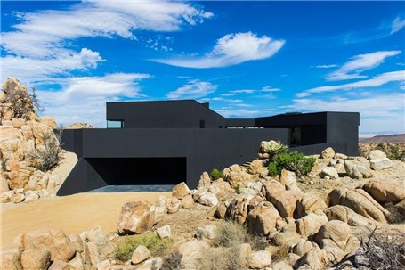 شاهکار معماری در صحرای خشک امریکا