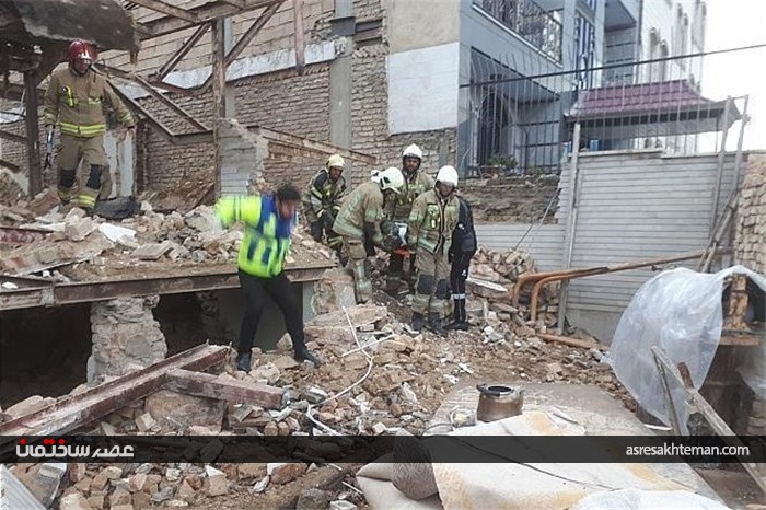 سقوط کارگر 55 ساله از ساختمان در حال تخریب + عکس