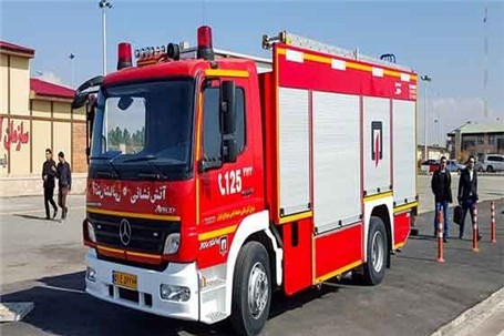 اعزام ۳۰ آتش‌نشانان تهرانی برای امدادرسانی در مناطق سیل‌زده خوزستان