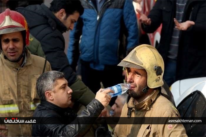 آتش‌نشانان مصدوم حادثه آتش‌سوزی و ریزش ساختمان تجاری پلاسکو