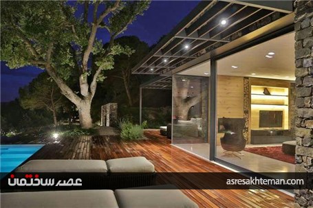 ویلای سنگی و زیرزمینی مشرف به دریا + تصاویر