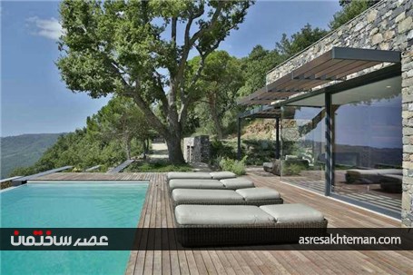 ویلای سنگی و زیرزمینی مشرف به دریا + تصاویر