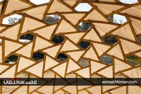 خلاقیت اسپانیایی در اجرای المان های موقت سازه ای