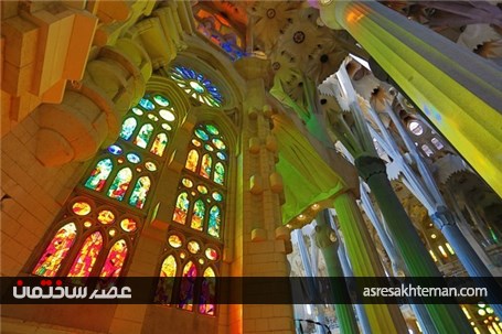 زیباترین بناهای معمارانه جهان که به شیشه های رنگی مزین شده اند