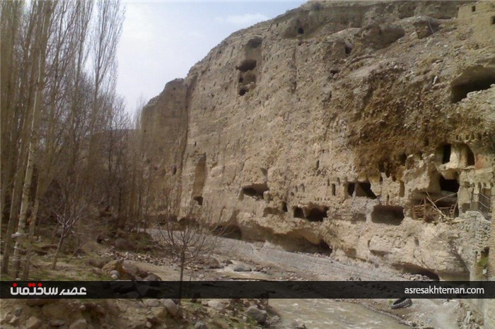 مسجدی عجیب با سبک معماری صخره ای در ایران+ عکس