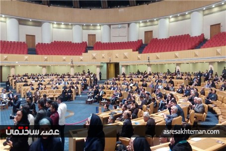 همایش تقدیر از چهره های ماندگار و کاآفریان برتر راه و شهرسازی