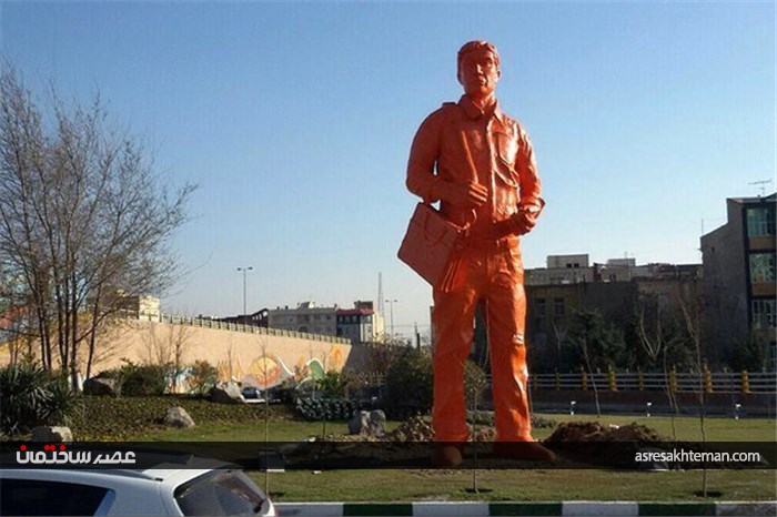مجسمه‌های غول‌آسا در تهران چه می‌کنند؟