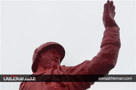 مجسمه‌های غول‌آسا در تهران چه می‌کنند؟
