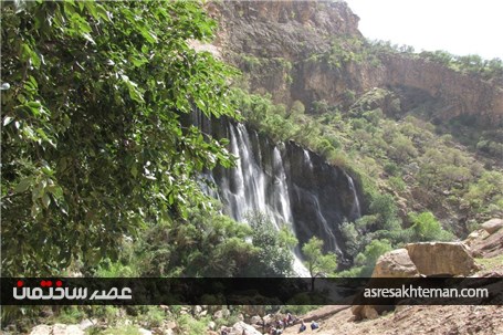 همراه با قایقران‌ها کنار یکی از بلندترین آبشارهای ایران