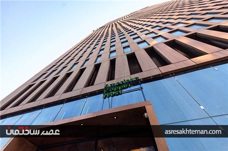برج منحنی شکل منهتن