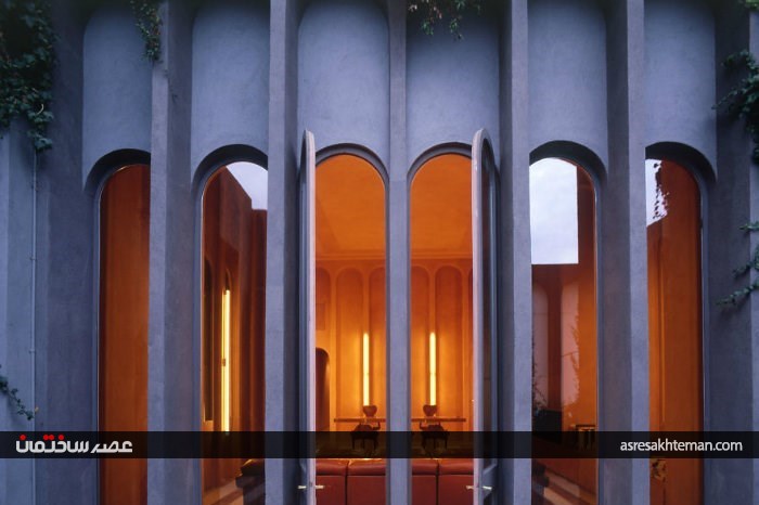 هنرمندی که با معماری خلاقانه یک کارخانه قدیمی را به مکانی دیدنی برای زندگی تبدیل کرده است