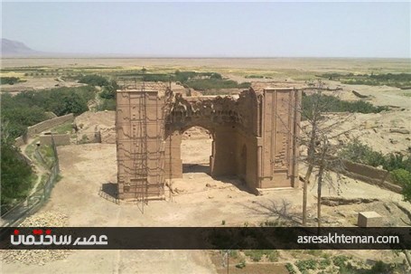 مدرسه &quot;غیاثیه خرگرد&quot; و مسجد &quot;ملک زوزن&quot; خواف؛ یادگاران عهد کهن در شرق کشور+تصاویر شناسه خبر: 1339760