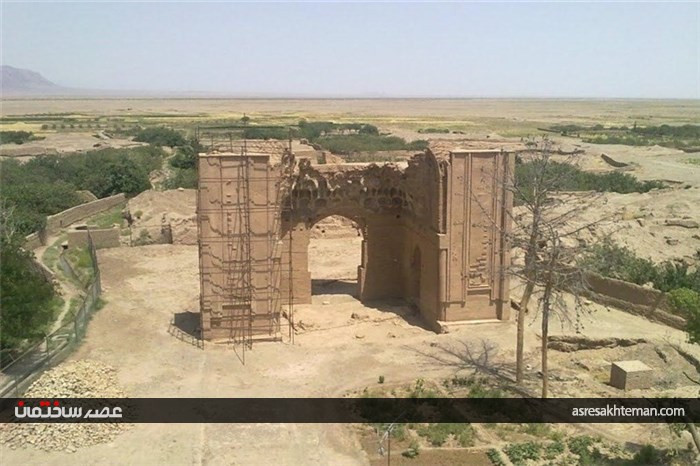 مدرسه &quot;غیاثیه خرگرد&quot; و مسجد &quot;ملک زوزن&quot; خواف؛ یادگاران عهد کهن در شرق کشور+تصاویر شناسه خبر: 1339760