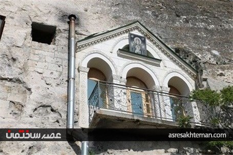 کلیسایی که در یک غار طبیعی ساخته شده (+عکس)