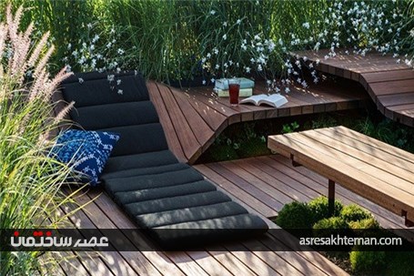 طراحی روف گاردن سبز به همراه نیمکت های چوبی