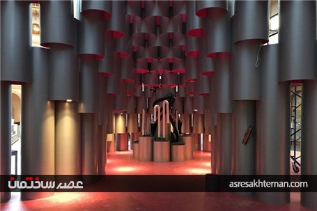 نمایشگاهی ساخته شده از 2700 لوله کاغذ+عکس