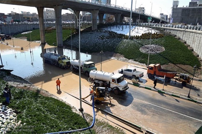 نشست زمین در بلوار 15 خرداد قم‎