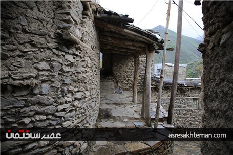 هنرنمایی سنگ و چوب در معماری روستاهای بخش سیروان کردستان+عکس