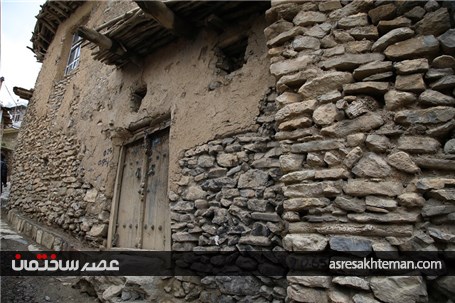 هنرنمایی سنگ و چوب در معماری روستاهای بخش سیروان کردستان+عکس