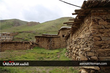 هنرنمایی سنگ و چوب در معماری روستاهای بخش سیروان کردستان+عکس