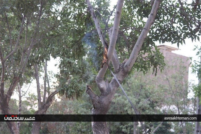 باد شدید کابل برق فشارقوی در میدان شهید غیبی را پاره کرد+ تصاویر